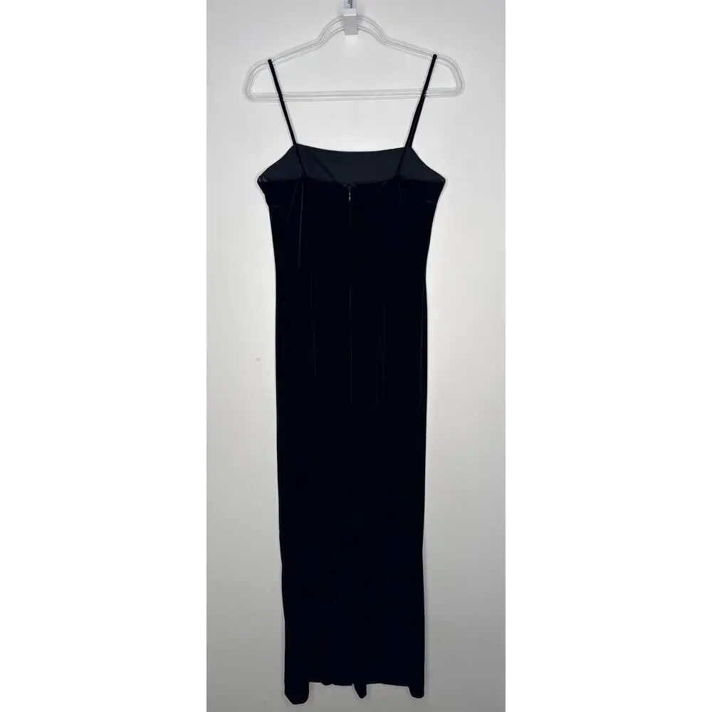 Dressbarn Collection 1990s Black Velvet Embroidered Gown formal sexy 6